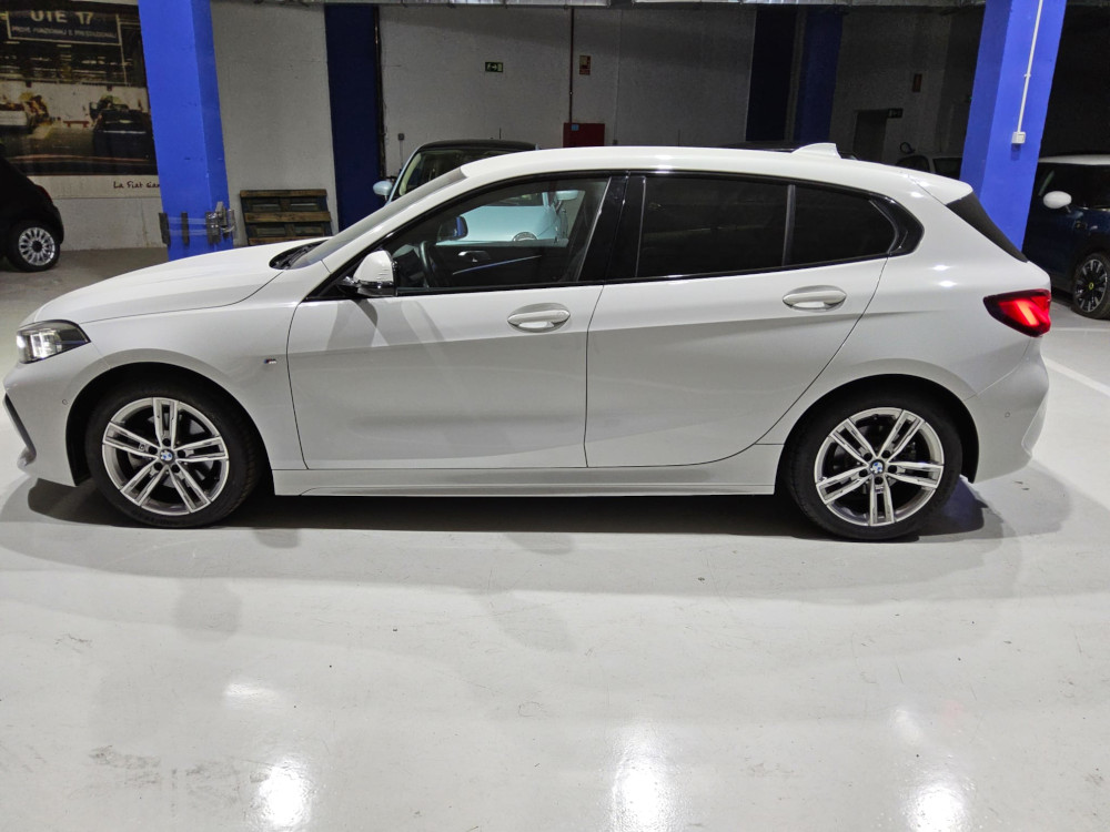 BMW SERIE 1 1.5 118I CORPORATE AUTOM. 5P M-SPORT - 31/03/2023 - 7.482 KM - BLANCO